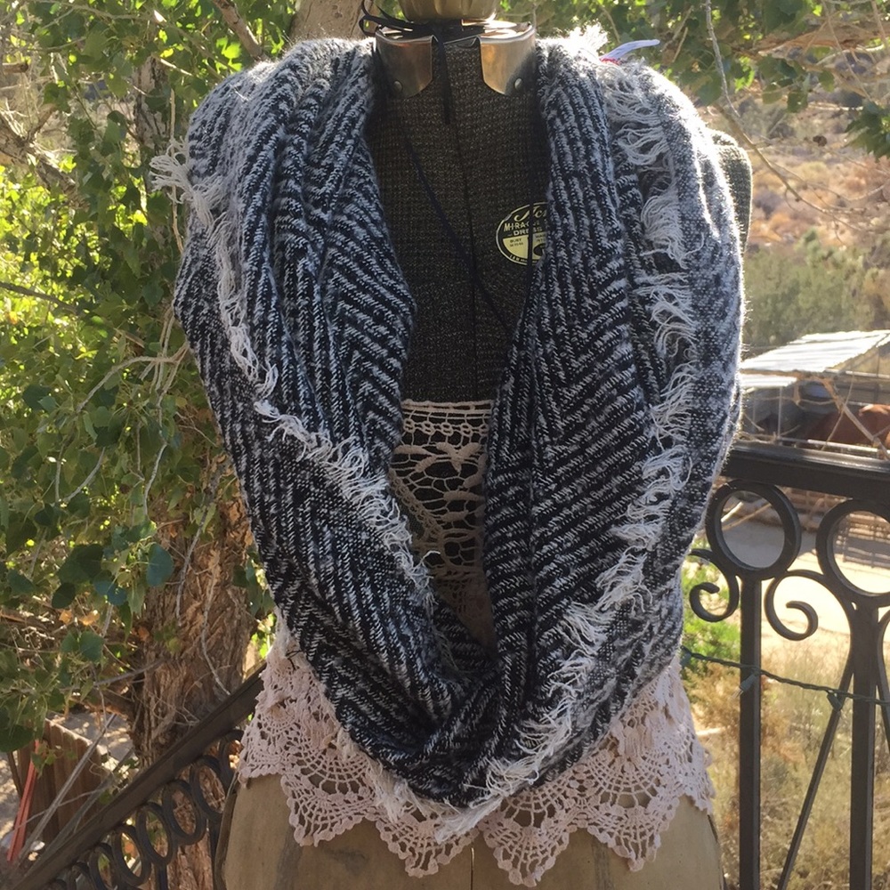 Blanket scarf